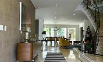 Imagem 2: Casa à venda, 1.012m², 5 suítes, escritório, sala ampla, espaço gourmet, jardim e muito ma