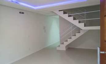 Imagem 2: Sobrado para venda possui 96 metros quadrados com 2 quartos