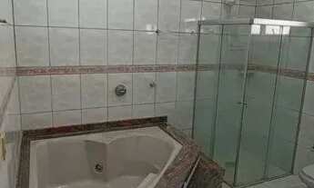 Imagem 4: Casa para aluguel com 236 metros quadrados com 3 quartos