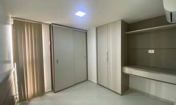 Imagem 4: Apartamento de 56m2 com 2 Quartos, Móveis Projetados e Andar Alto