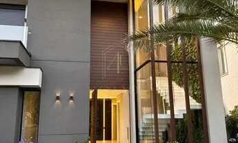 Imagem 2: Casa a venda em Tamboré - Santana de Parnaíba, SP