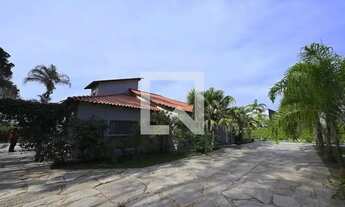 Imagem 6: Casa de Condomínio para Aluguel - Vila Santa, 5 Quartos, 2227 m2