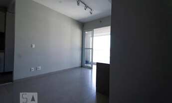 Imagem 3: Apartamento para Aluguel - Alphaville, 2 Quartos, 68 m2