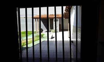 Imagem 6: Casa para venda possui 292 metros quadrados com 4 quartos