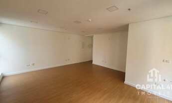 Imagem 7: CONJUNTO/SALA COMERCIAL à venda com 34m² por R$ 200.000,00 no bairro Centro - CURITIBA / P