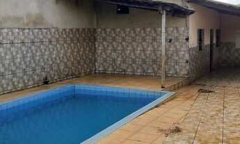 Imagem: Casa com piscina no setor Brisa da Mata