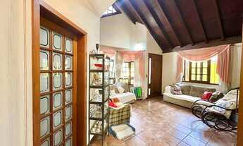 Imagem 6: Casa à Venda - Ampla, Elegante e Completa - Quase 500m² de Terreno!