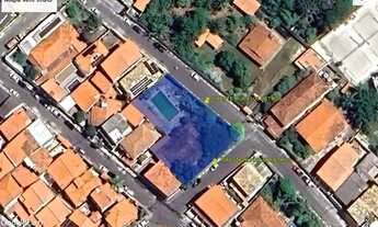 Imagem: Casa para vender e alugar em rua pública