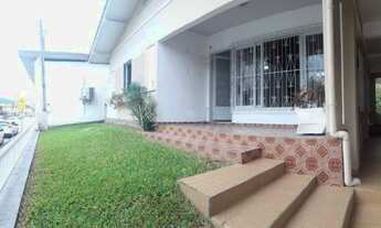 Imagem 2: CASA SEMIMOBILIADA PARA ALUGAR NO BAIRRO AZAMBUJA EM BRUSQUE