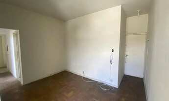 Imagem 3: Apartamento para aluguel tem 70 metros quadrados com 2 quartos