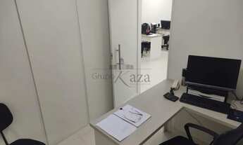 Imagem 4: Oportunidade - Sala Comercial - Edifício Saint James - Centro - 45m²