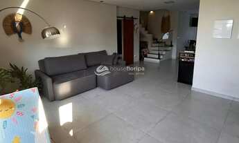 Imagem 3: Casa Moderna espaçosa com Jacuzzi e Decoração de Alto Padrão no Rio Tavares