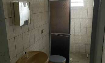 Imagem 6: VENDE-SE ESTA CASA - EXCELENTE OPORTUNIDADE - ÓTIMA LOCALIZAÇÃO - CUSTO BENEFICIO