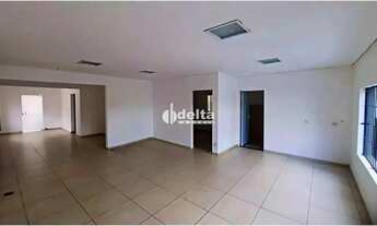 Imagem: Casa Comercial disponível para locação