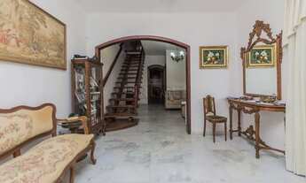 Imagem 2: Casa com 04 quartos e 02 suítes no Santa Cecília