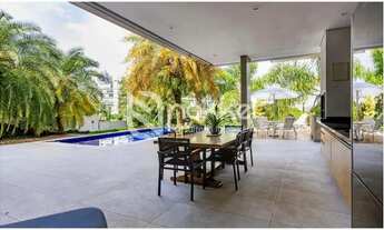 Imagem 5: Luxo e Conforto: Casa dos Sonhos em Vila Fechada