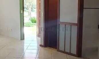 Imagem 8: Casa de 03 quartos sendo 01 suíte à venda em condomínio fechado com piscina e churrasqueir