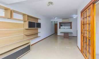 Imagem 3: Apartamento para alugar em Petrópolis com 3 dormitórios e 120 m² de área útil