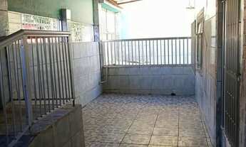 Imagem 2: Imóvel para venda possui 100 metros quadrados com 3 quartos em Shangri-lá - Belford Roxo