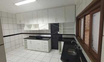 Imagem 3: Duas casas com ótima localização para venda!