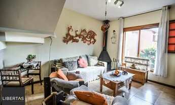 Imagem 3: Casa em condomínio fechado de 2 quartos, suíte, 2 vagas no bairro Guarujá