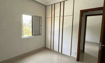 Imagem 5: Apartamento para locação no Condomínio Residencial Kennedy com 3 quartos. Próximo a UFMT