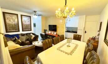 Imagem 2: Apartamento à venda com 3 quartos, 1 suite, 1 vaga e 2 banheiros