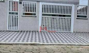 Imagem 2: Sobrado Individual com 2 dormitórios, sendo 2 suítes à venda, 127 m² por R$ 595.000 - Avia