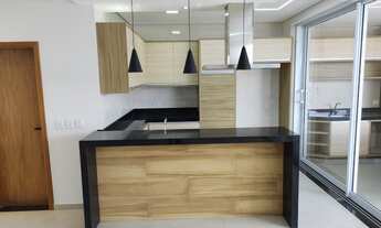 Imagem 7: Casa de condomínio sobrado para venda tem 212 metros quadrados com 3 quartos