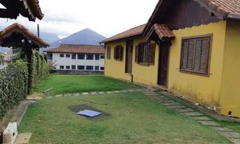 Imagem 3: Casa para Venda em Nova Friburgo, Santa Elisa, 4 dormitórios, 2 suítes, 4 banheiros, 2 vag