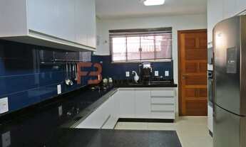 Imagem 7: Aluguel de Temporada - Casa com 04 dormitórios na praia de Canto Grande - Bombinhas SC