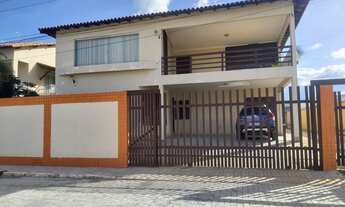 Imagem: Casa de condomínio para venda possui 800