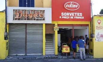 Imagem 2: Sala toda reformada com 33M² no centro de Santa Cruz - RJ