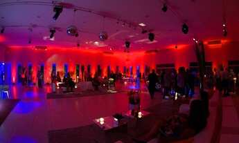 Imagem 3: Casa de Eventos - Licenciada - 1.100m², atende 400 pessoas - área de 15.000m²