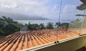 Imagem 2: Praia das Toninhas - Ubatuba : Casa de Alto Padrão a venda com 4 Dormitórios Suíte 6 Vagas