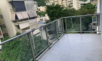 Imagem 3: Ótimo imóvel no Jardim Botânico claro e arejado