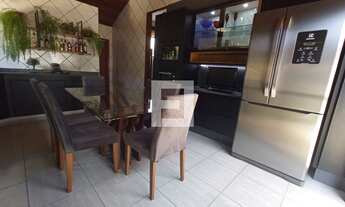 Imagem 6: FLORIANóPOLIS - Casa Padrão - Cacupé