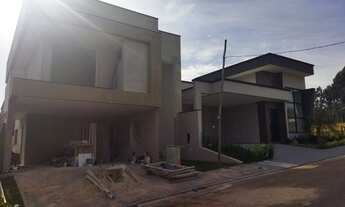 Imagem: Casa em condomínio à venda com 3 suítes