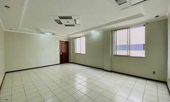 Imagem 3: Ilha de Parma: Apartamento com Placa Solar Andar Alto 140m² 3 Quartos (1 Suíte) 1 Vg