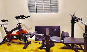 Imagem 7: Casa para venda possui 140 metros quadrados com 5 quartos sendo 3 suítes