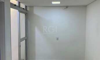 Imagem 2: Apartamento térreo - 1 suíte, pátio e lavabo no bairro Petrópolis