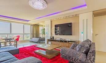 Imagem 2: Apartamento para Venda - 193.36m², 4 dormitórios, sendo 3 suites, 3 vagas - Centro