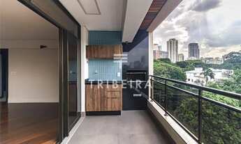 Imagem 4: Imóvel de 208m², com 4 suítes