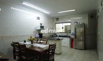 Imagem 5: SOBRADO no bairro Parque das Nações com 260m². 5 dormitórios e 6 vagas. Confira