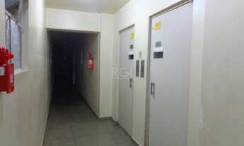 Imagem 3: VENDA - Apartamento de 2 dormitórios, com 53m2prvs., na Azenha, em Porto Alegre