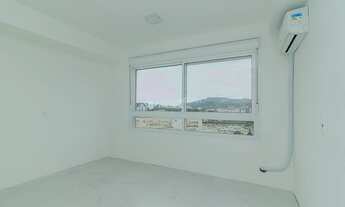 Imagem 2: PORTO ALEGRE - Apartamento Padrão - Partenon