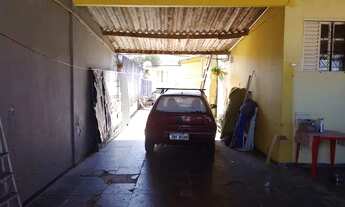 Imagem 2: Casa de fundos 2qts