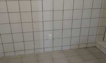 Imagem 2: Casa com 2/4 na rua Dario Valois boca do rio