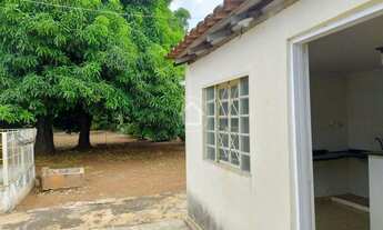 Imagem 4: CASA COM TERRENO AMPLO 2 QUARTOS SENDO 1 SUITE