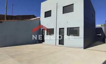 Imagem: Sobrado em Rua dos Cedros - Jardim Lago